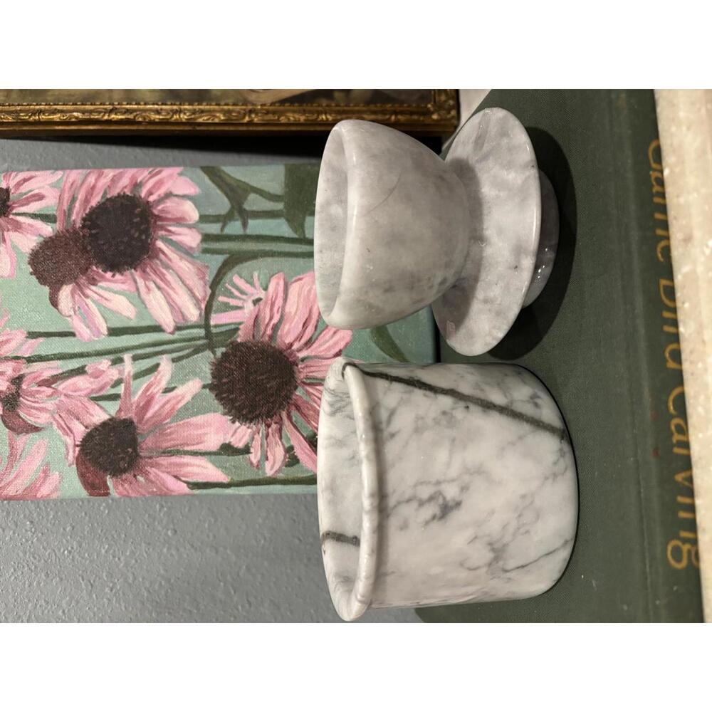 White Marble Butter Bell - Picture 2 of 4